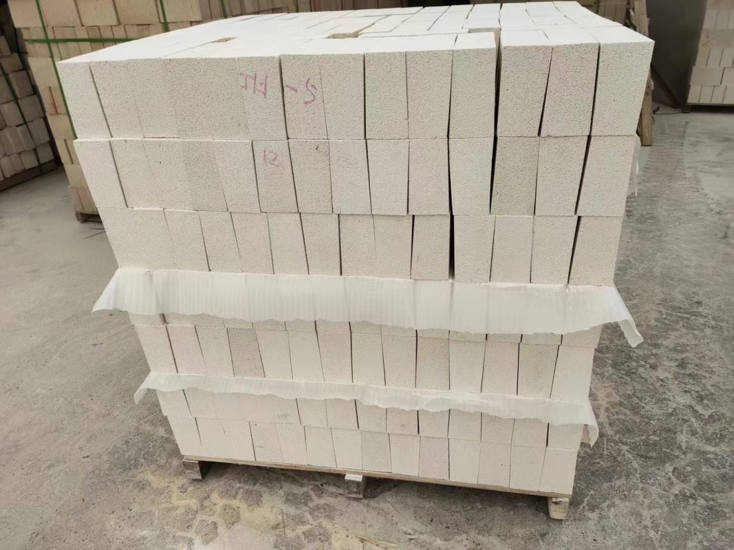 Silicon refractory bricks